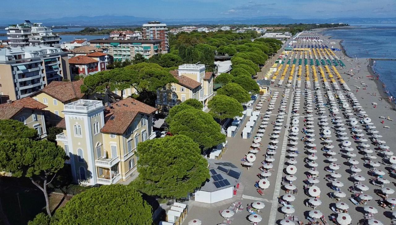 Lounge Del Duca, Centralissimo Bicamere Su Due Livelli - Posto Auto A Richesta Grado Luaran gambar