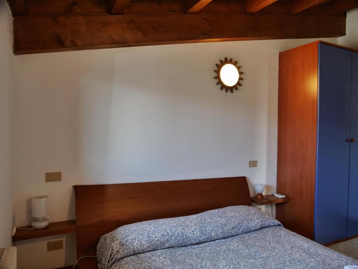 Lounge Del Duca, Centralissimo Bicamere Su Due Livelli - Posto Auto A Richesta Grado Luaran gambar